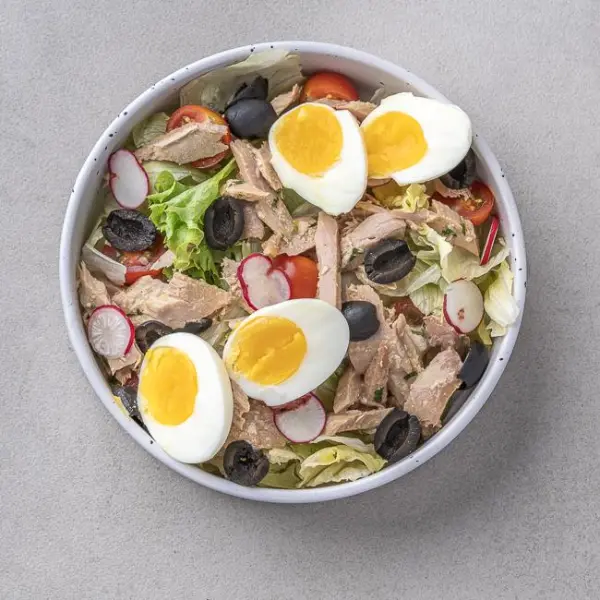 Tuna Nicoise with French Dressing