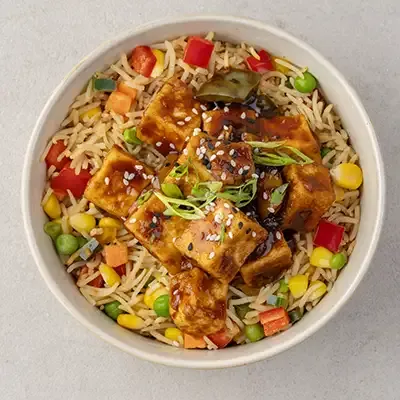 Crackling Black Pepper Paneer with Vegetable Fried Rice