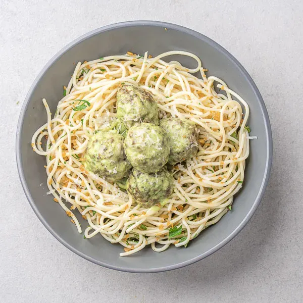 Creamy Beef Florentine Meatball with Olive Oil Garlic Pasta
