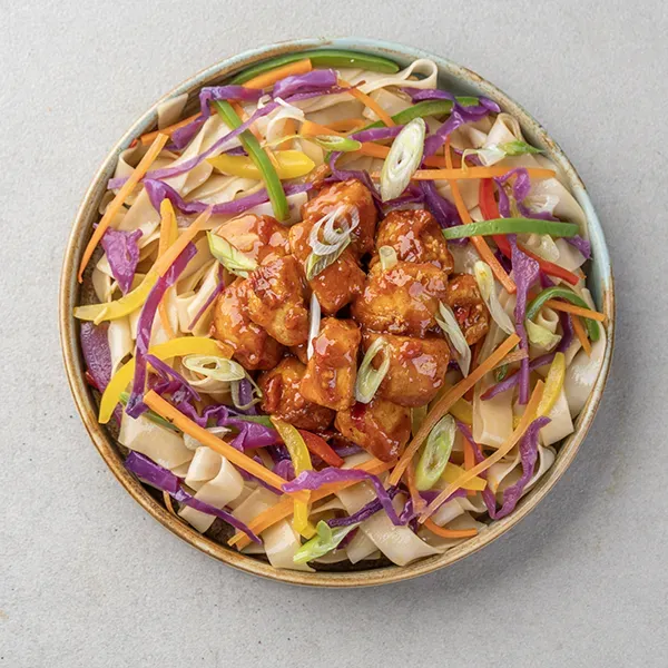 Malaysian Chilli Chicken With Pad Thai Noodles